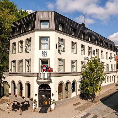 Grand Hotel Arendal - Unike Hoteller Zewnętrze zdjęcie