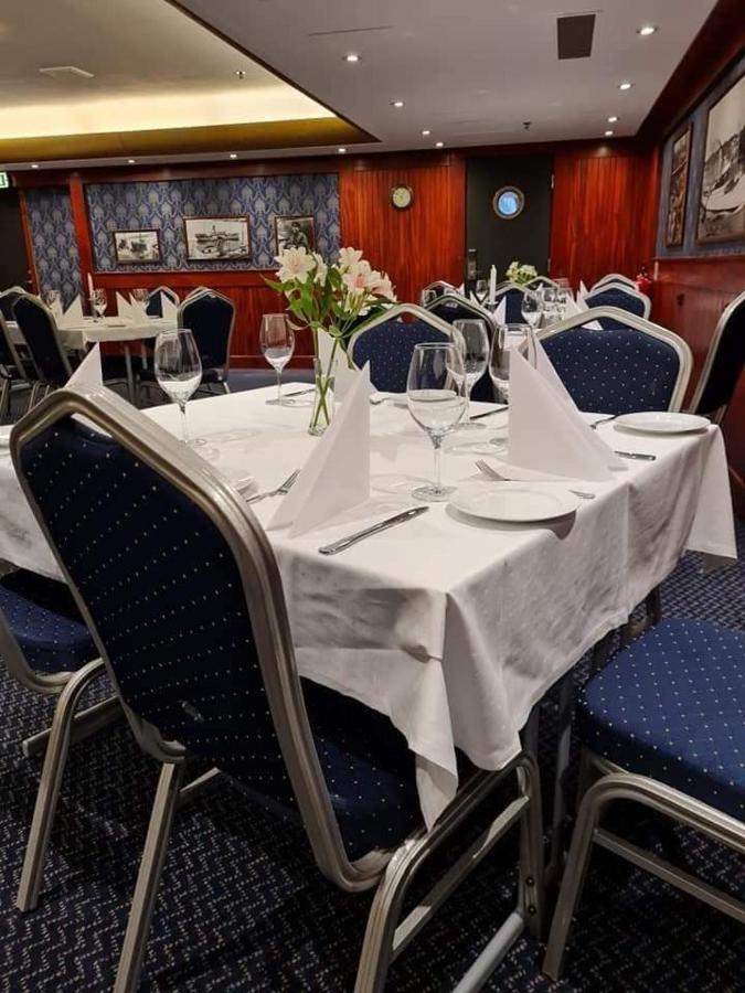 Grand Hotel Arendal - Unike Hoteller Zewnętrze zdjęcie