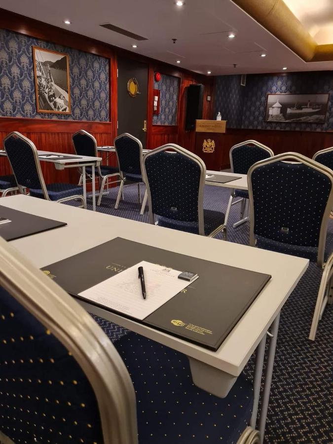 Grand Hotel Arendal - Unike Hoteller Zewnętrze zdjęcie
